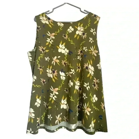 Clientele tank  top, size large, EUC - Picture 2 of 3